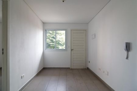 Sala de casa à venda com 2 quartos, 37m² em Parque Paineiras, São Paulo