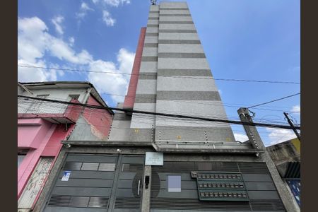 Apartamento à venda com 37m², 2 quartos e sem vaga Apartamento à venda com 37m², 2 quartos e sem vagaFachada+Placa