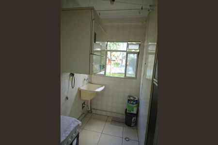 Apartamento à venda com 68m², 2 quartos e 1 vagaÁrea de Serviço