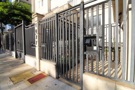 Apartamento para alugar com 65m², 2 quartos e 1 vagaPortaria