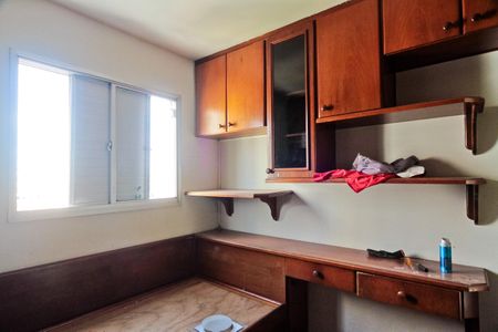 Quarto 2 de apartamento para alugar com 2 quartos, 54m² em Piqueri, São Paulo