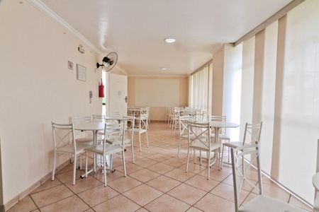 Apartamento para alugar com 54m², 2 quartos e 1 vagaÁrea comum - Salão de festas
