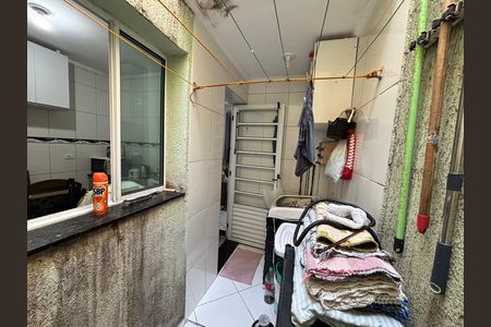 Casa à venda com 60m², 2 quartos e 1 vagaÁrea de Serviço