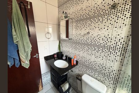 Casa à venda com 60m², 2 quartos e 1 vagaBanheiro 2