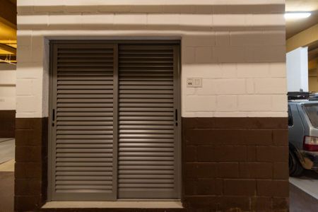 Apartamento à venda com 182m², 3 quartos e 2 vagasÁrea comum - Deposito
