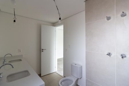 Apartamento à venda com 182m², 3 quartos e 2 vagasBanheiro da Suíte 2