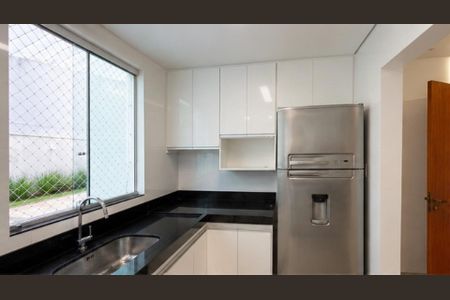 Apartamento para alugar com 70m², 2 quartos e 1 vagaCozinha