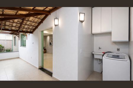 Apartamento para alugar com 70m², 2 quartos e 1 vagaÁrea de Serviço