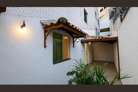 Apartamento para alugar com 70m², 2 quartos e 1 vagaVaranda