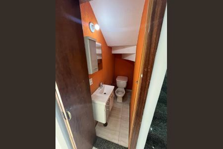 Casa à venda com 120m², 3 quartos e 1 vaga Casa à venda com 120m², 3 quartos e 1 vagaBanheiro