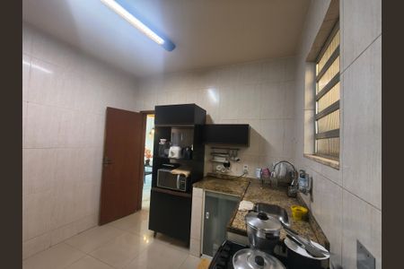 Casa à venda com 120m², 4 quartos e 2 vagas