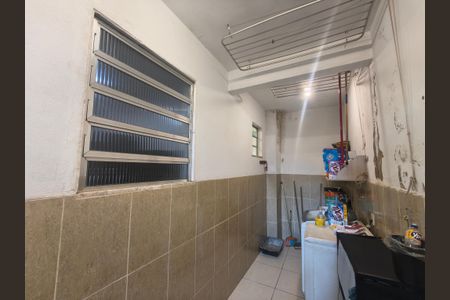 Casa à venda com 120m², 4 quartos e 2 vagas