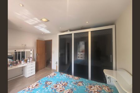 Casa à venda com 120m², 4 quartos e 2 vagas