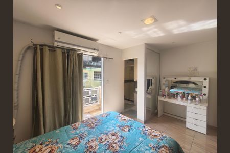 Casa à venda com 120m², 4 quartos e 2 vagas
