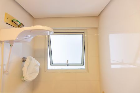 Apartamento à venda com 55m², 2 quartos e 1 vaga Apartamento à venda com 55m², 2 quartos e 1 vagaBanheiro