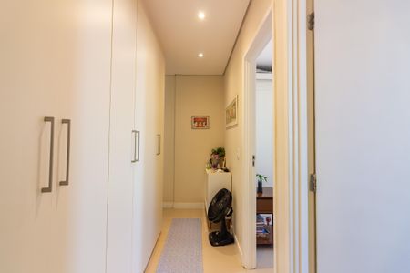 Apartamento à venda com 55m², 2 quartos e 1 vaga Apartamento à venda com 55m², 2 quartos e 1 vagaCorredor