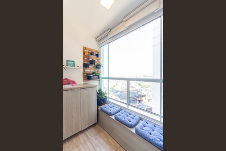 Apartamento à venda com 55m², 2 quartos e 1 vaga Apartamento à venda com 55m², 2 quartos e 1 vagaVaranda