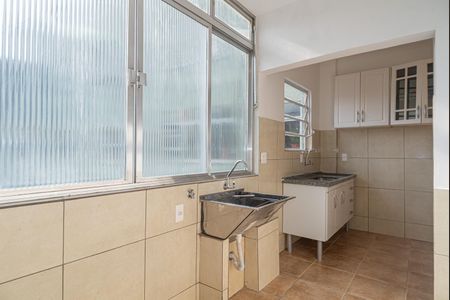 Apartamento para alugar com 96m², 3 quartos e 1 vagaÁrea de Serviço