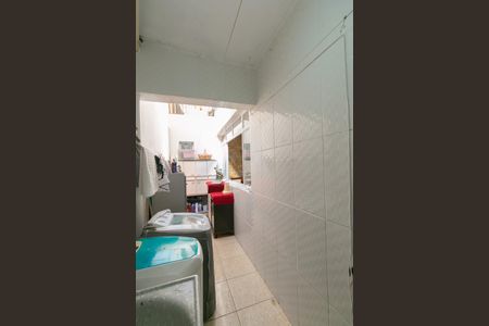 Casa à venda com 168m², 3 quartos e 2 vagas