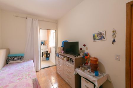Casa à venda com 168m², 3 quartos e 2 vagas