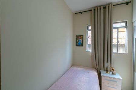 Casa à venda com 168m², 3 quartos e 2 vagas