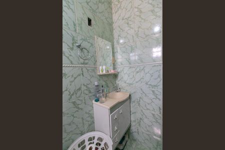 Casa à venda com 168m², 3 quartos e 2 vagas