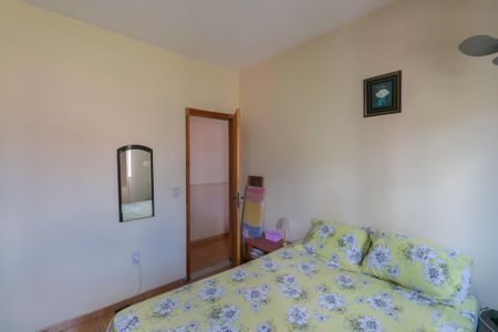 Casa à venda com 168m², 3 quartos e 2 vagas