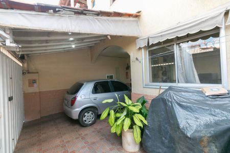 Casa à venda com 168m², 3 quartos e 2 vagas