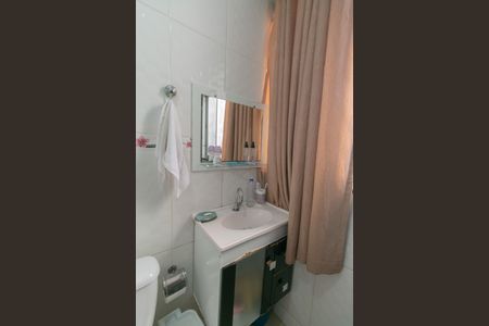 Casa à venda com 168m², 3 quartos e 2 vagas