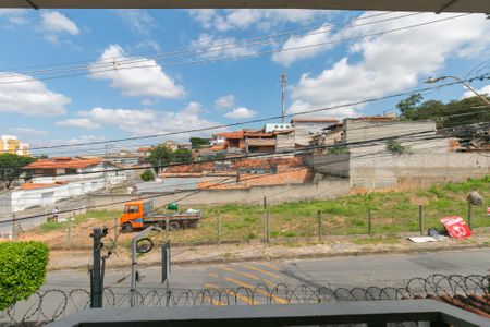 Casa à venda com 168m², 3 quartos e 2 vagas