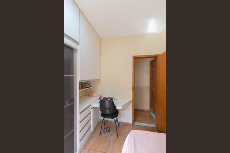 Casa à venda com 168m², 3 quartos e 2 vagas