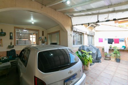 Casa à venda com 168m², 3 quartos e 2 vagas