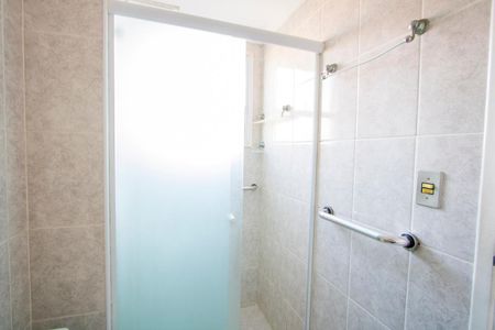 Apartamento para alugar com 53m², 2 quartos e 1 vagaBanheiro do quarto 1