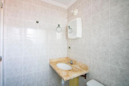 Apartamento para alugar com 53m², 2 quartos e 1 vagaBanheiro do quarto 1