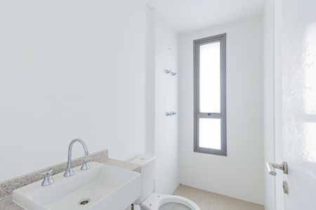 Apartamento à venda com 68m², 2 quartos e 1 vagaBanheiro da Suíte 2