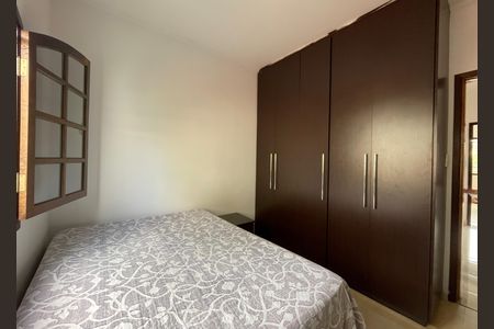 Casa para alugar com 250m², 3 quartos e 2 vagas