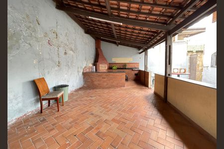 Casa para alugar com 250m², 3 quartos e 2 vagas