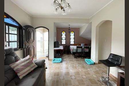 Casa para alugar com 250m², 3 quartos e 2 vagas