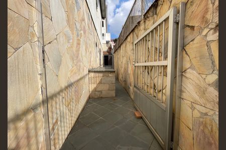 Casa para alugar com 250m², 3 quartos e 2 vagas