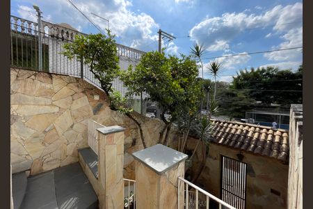 Casa para alugar com 250m², 3 quartos e 2 vagas