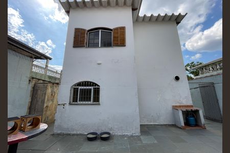 Casa para alugar com 250m², 3 quartos e 2 vagas
