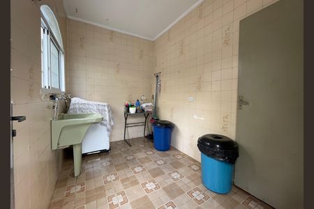 Casa para alugar com 250m², 3 quartos e 2 vagas