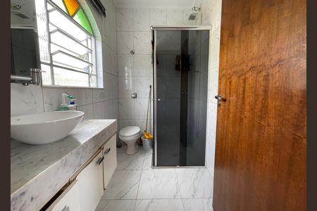 Casa para alugar com 250m², 3 quartos e 2 vagas