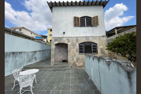 Casa para alugar com 250m², 3 quartos e 2 vagas