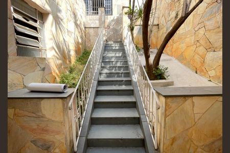 Casa para alugar com 250m², 3 quartos e 2 vagas