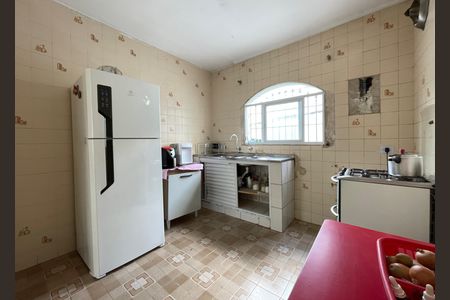 Casa para alugar com 250m², 3 quartos e 2 vagas