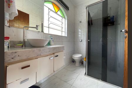 Casa para alugar com 250m², 3 quartos e 2 vagas