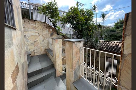 Casa para alugar com 250m², 3 quartos e 2 vagas