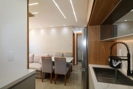 Apartamento à venda com 40m², 2 quartos e 1 vaga Apartamento à venda com 40m², 2 quartos e 1 vagaCozinha e Área de Serviço