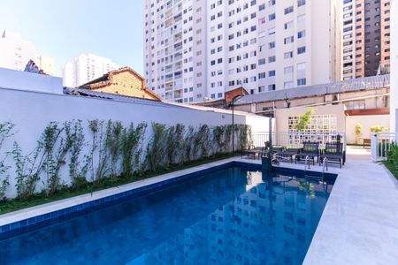 Apartamento para alugar com 28m², 1 quarto e sem vagaÁrea comum - Piscina